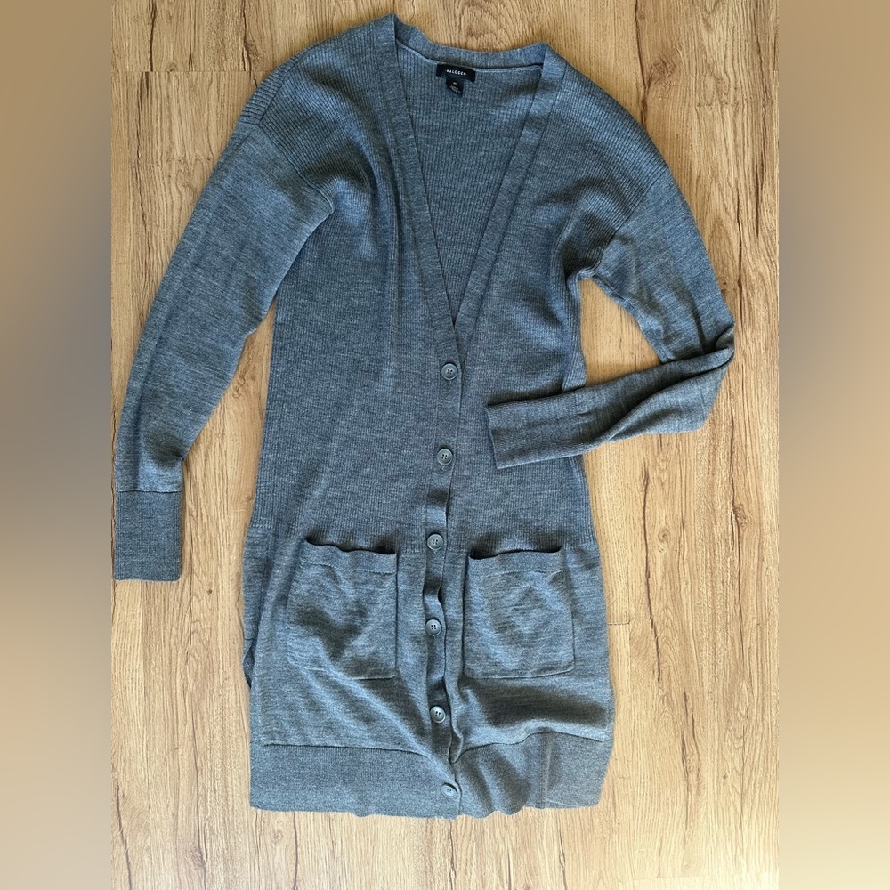 Halogen Gray Button-Up Cardigan